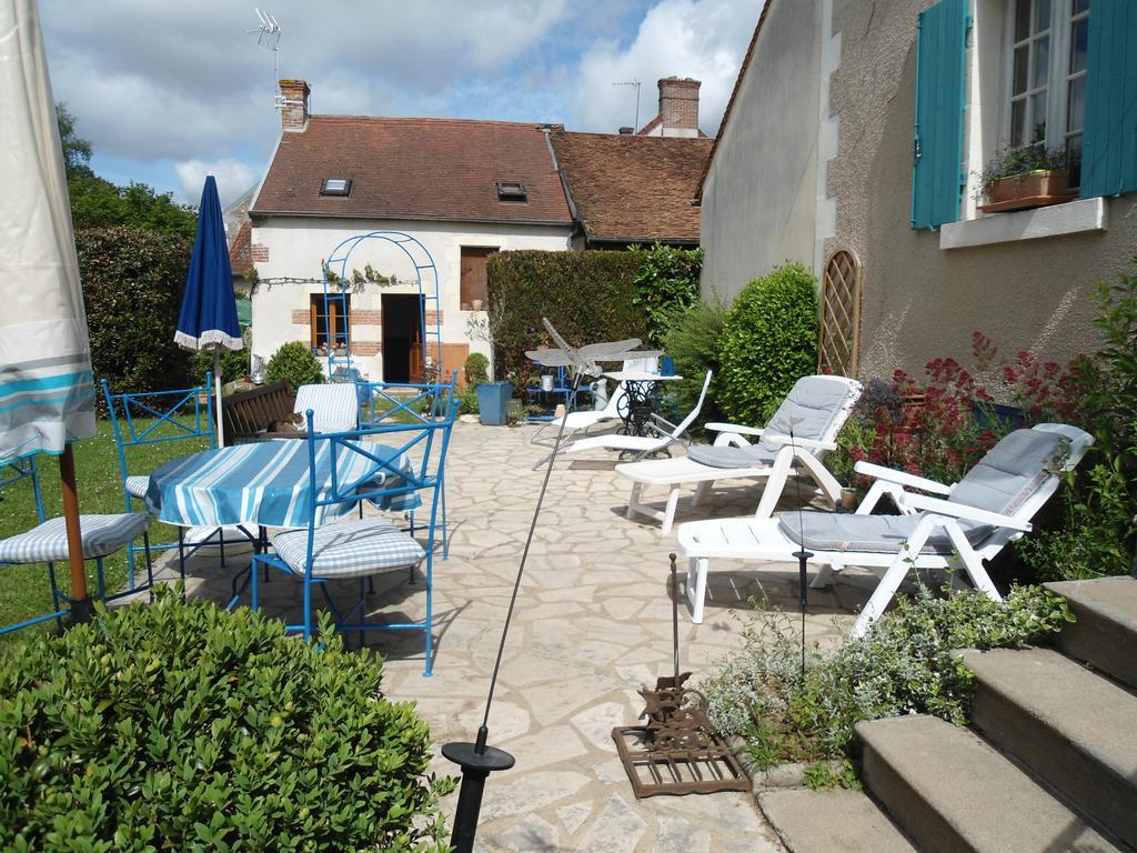 La Maison Bleue Hotel Arquian Luaran gambar