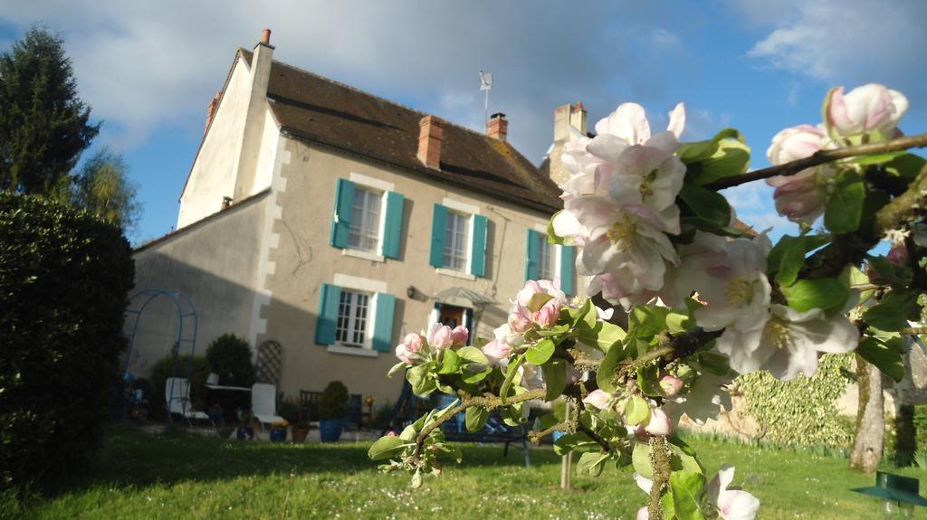 La Maison Bleue Hotel Arquian Luaran gambar