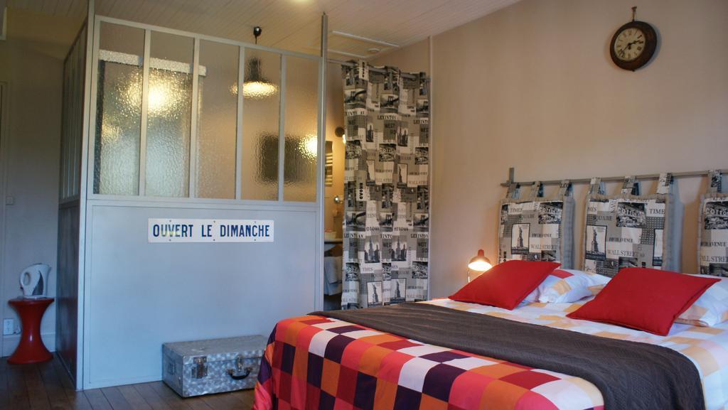 La Maison Bleue Hotel Arquian Luaran gambar